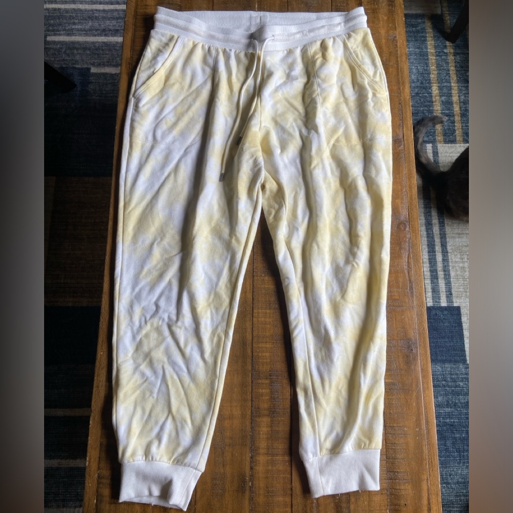 Yellow tie dye style sweatpants xl